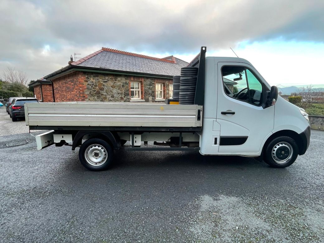 2017 Vauxhall Movano
