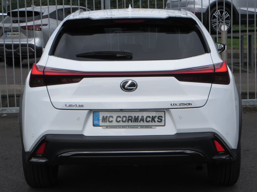 2023 Lexus UX 250H