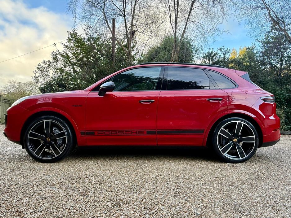 2022 Porsche Cayenne