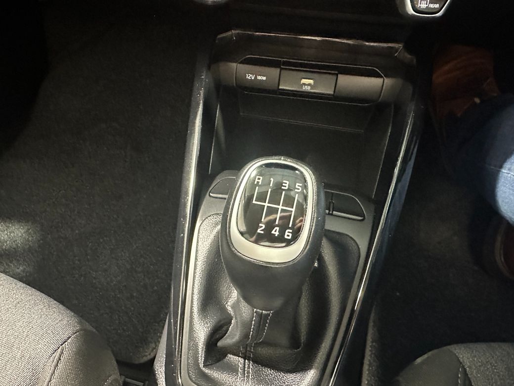 2023 Kia Stonic
