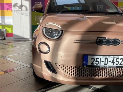 2025 Fiat 500e