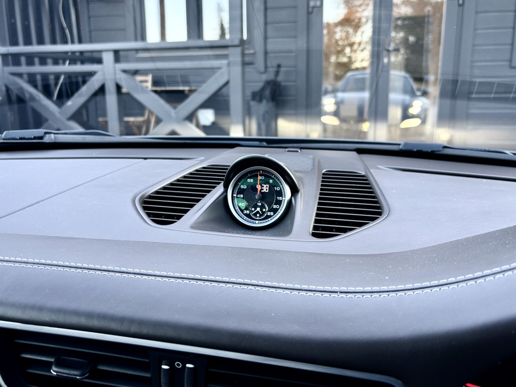 2015 Porsche 911