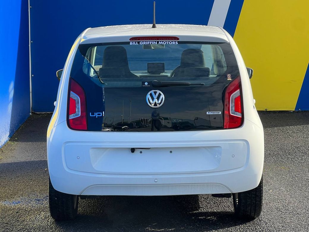2016 Volkswagen up!