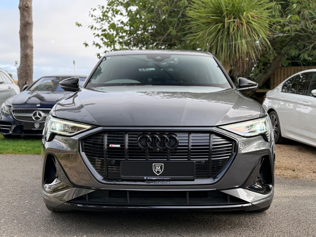 2022 Audi e-tron
