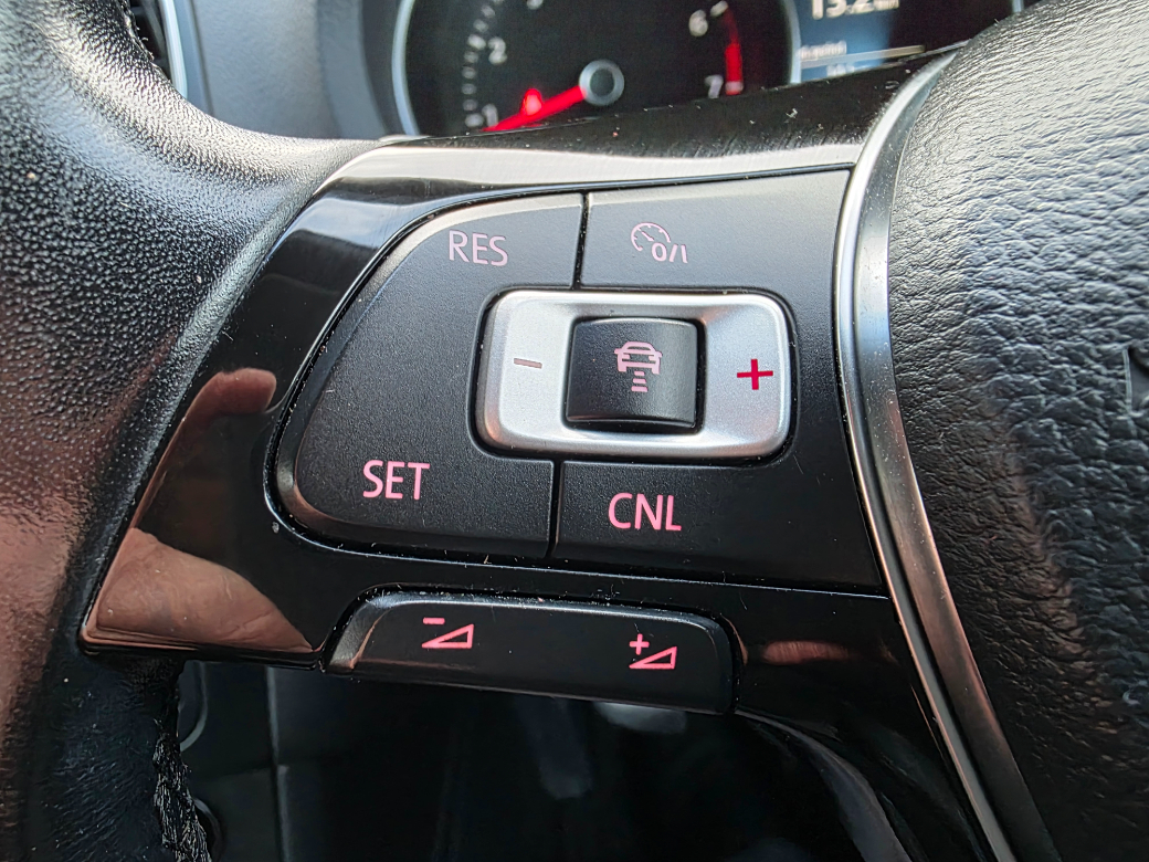 2017 Volkswagen Polo