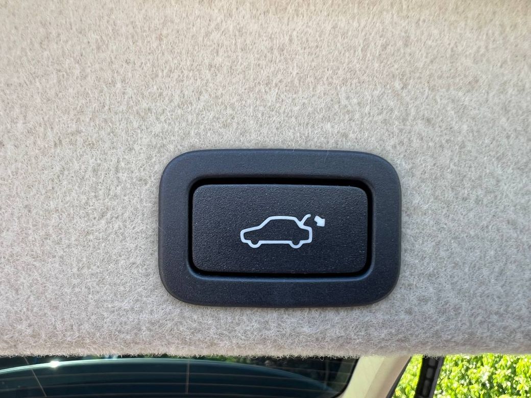 2016 Volvo XC60