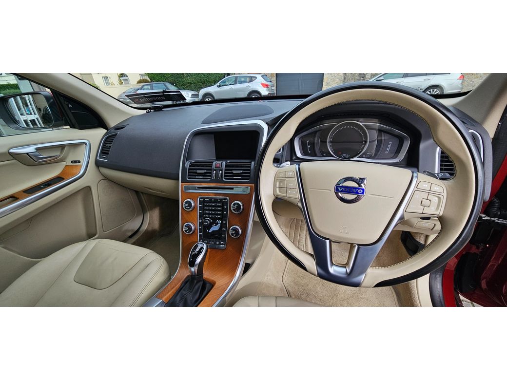 2017 Volvo XC60