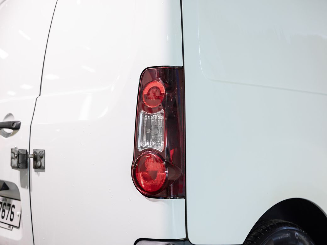 2014 Peugeot Partner