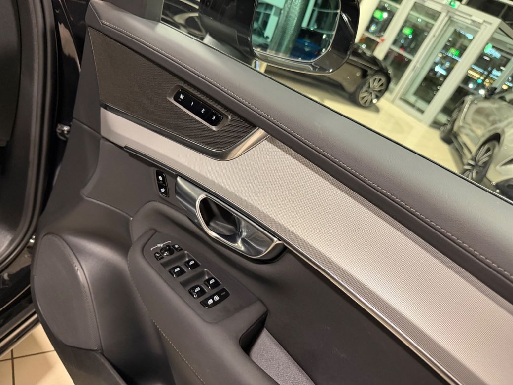 2025 Volvo XC90