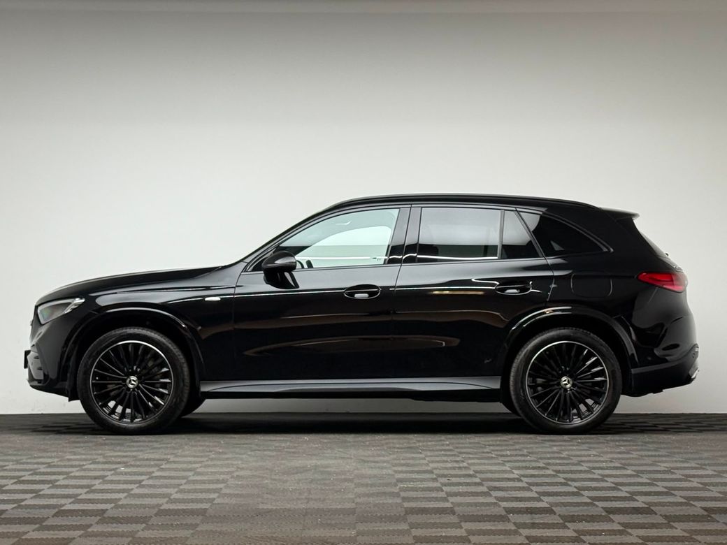 2025 Mercedes-Benz GLC Class