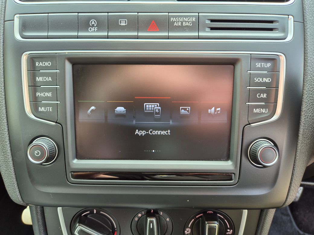 2016 Volkswagen Polo