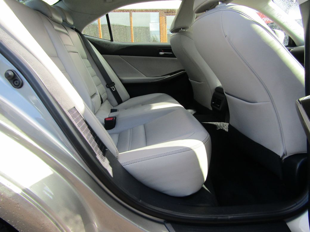 2015 Lexus IS