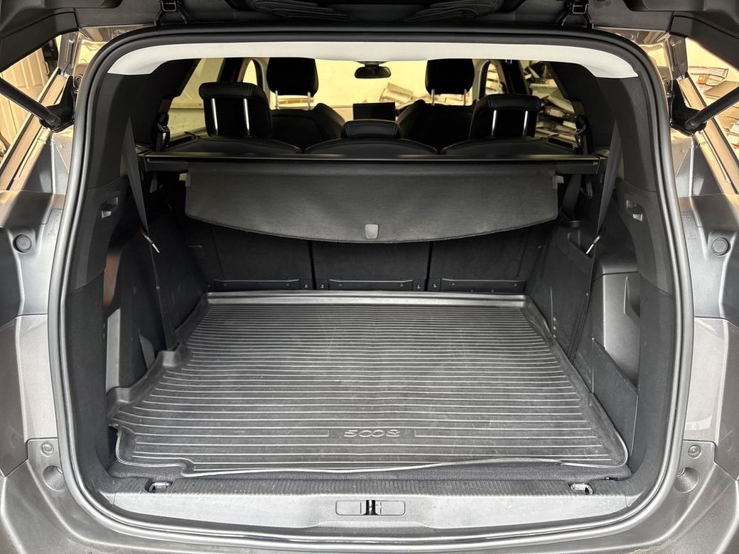 2022 Peugeot 5008