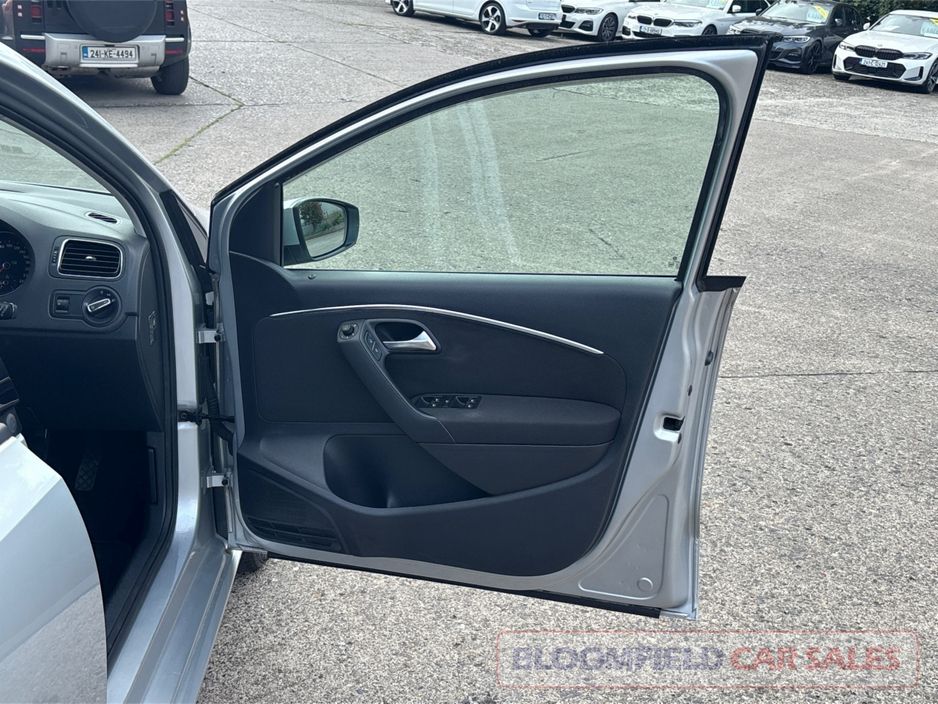 2015 Volkswagen Polo