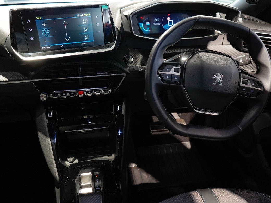 2023 Peugeot 2008