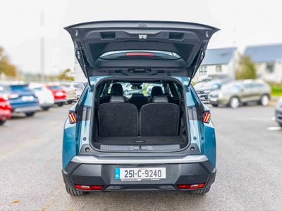 2025 Peugeot 5008