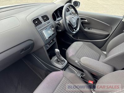 2017 Volkswagen Polo