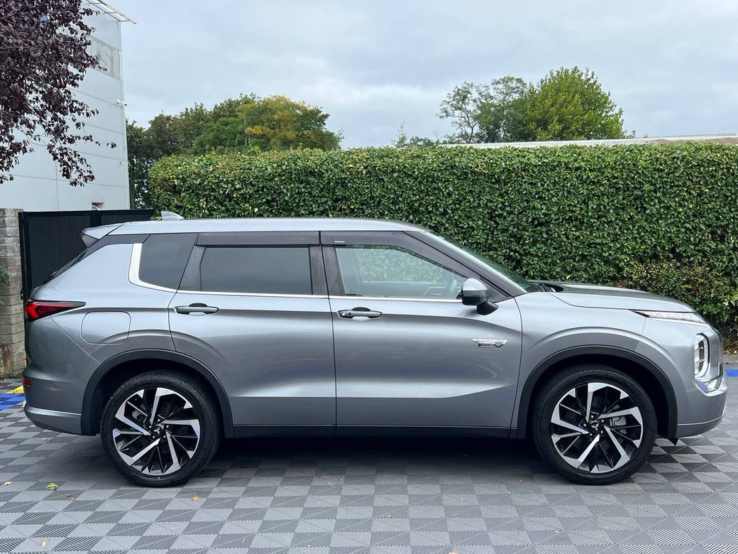2022 Mitsubishi Outlander