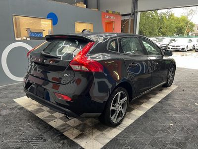 2018 Volvo V40