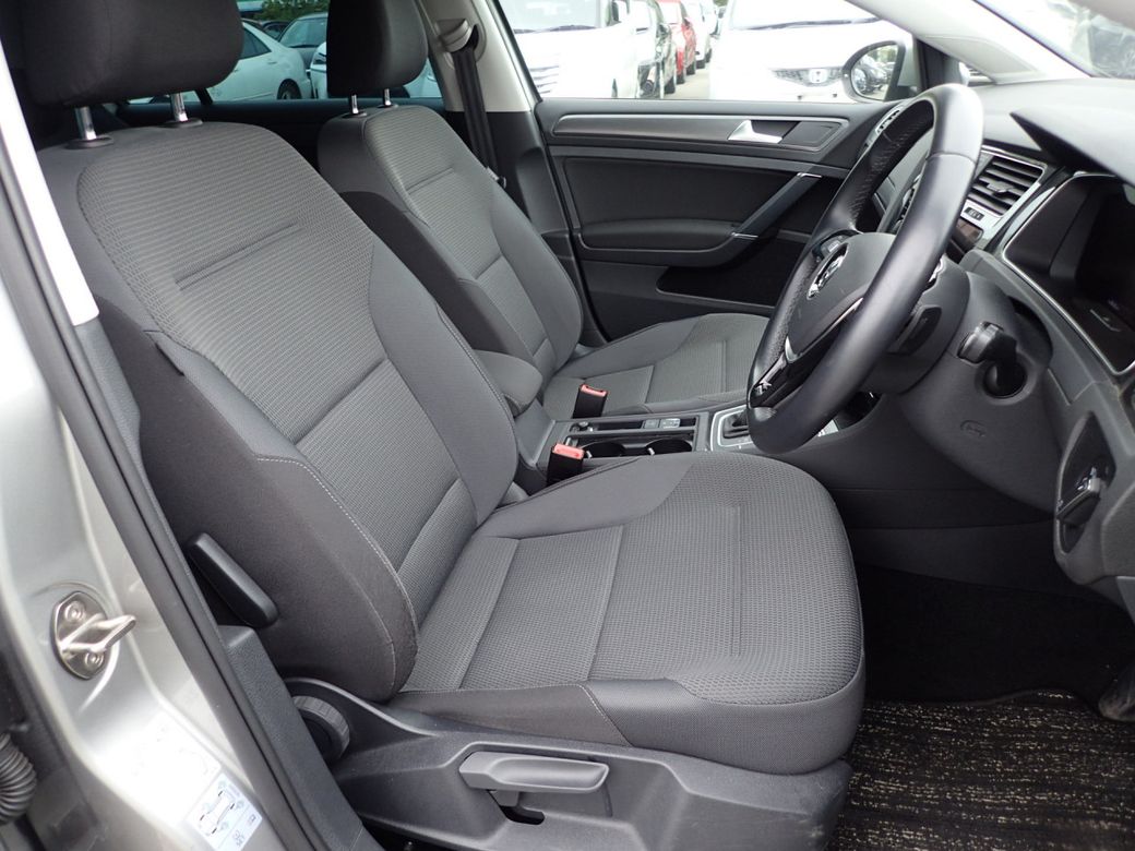 2019 Volkswagen Golf