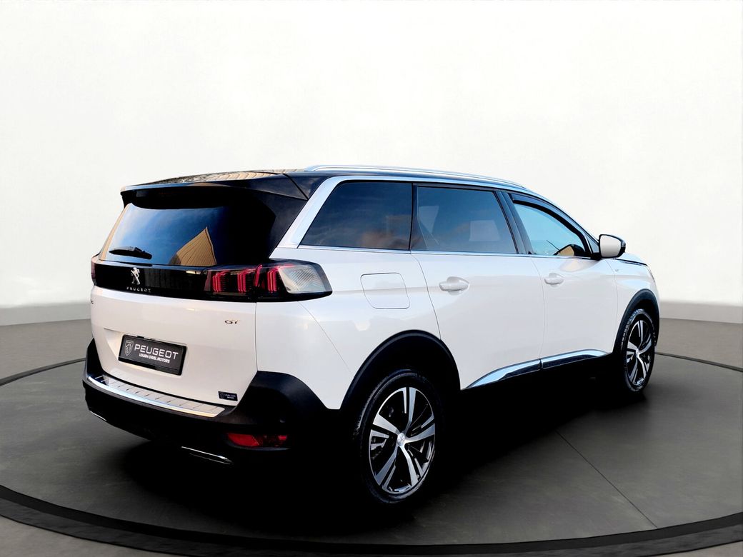 2023 Peugeot 5008