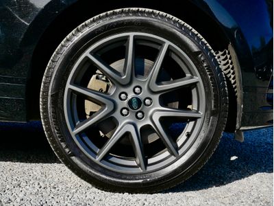 2025 Land Rover Range Rover Velar