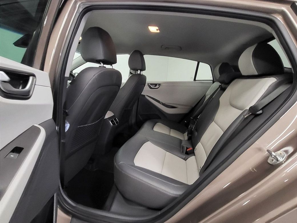 2021 Hyundai Ioniq