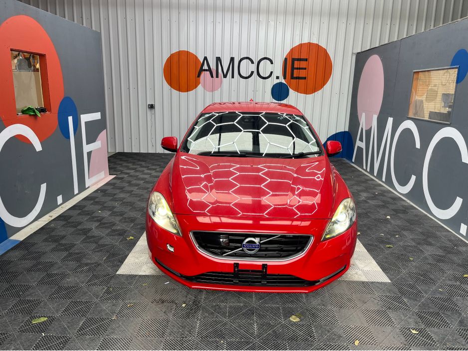 2014 Volvo V40