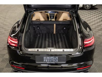 2018 Porsche Panamera