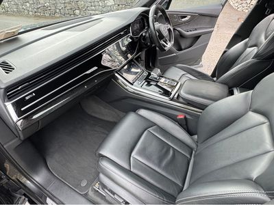 2021 Audi Q7