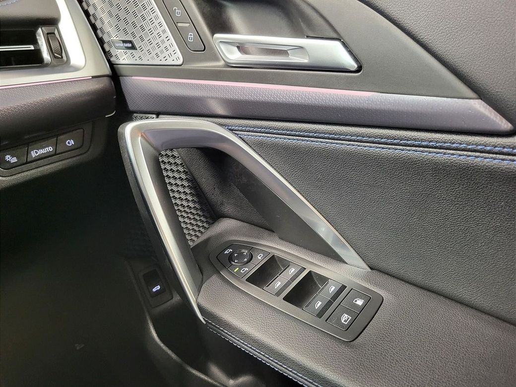2023 BMW X1
