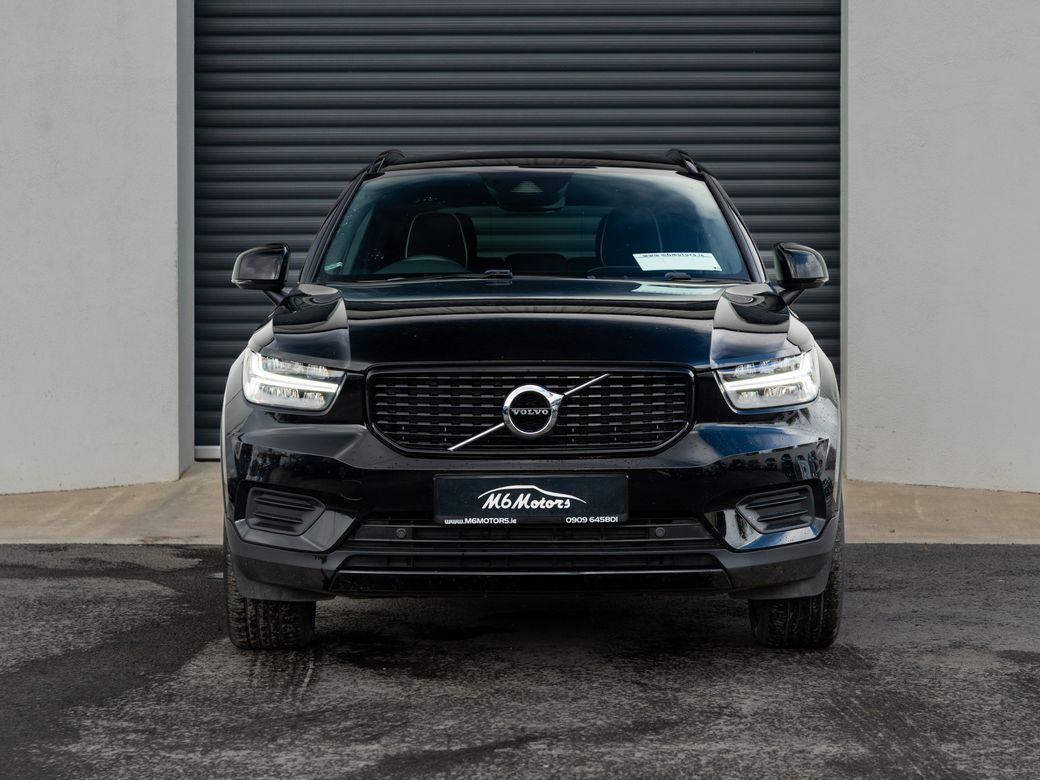 2022 Volvo XC40