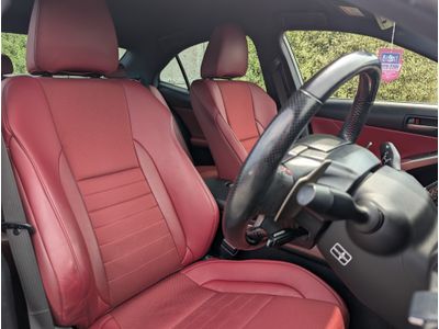 2017 Lexus IS 300h