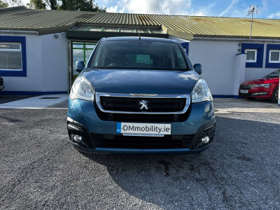 2017 Peugeot Partner Tepee
