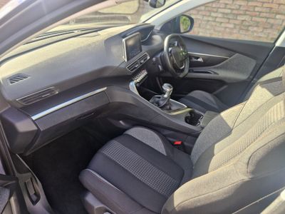 2017 Peugeot 3008