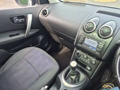2013 Nissan Qashqai +2