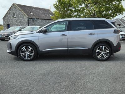 2022 Peugeot 5008