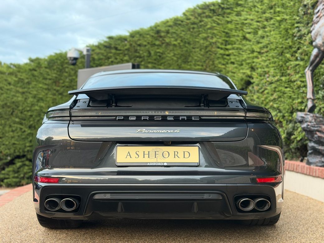 2024 Porsche Panamera