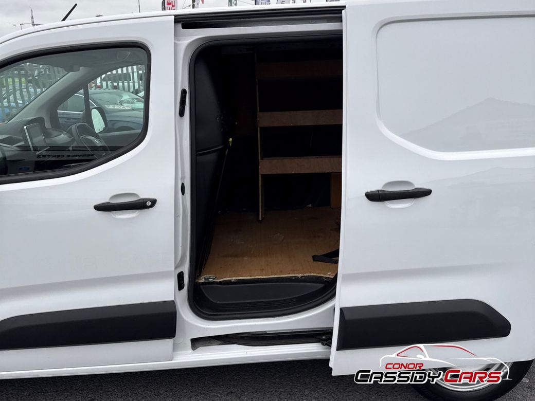2023 Peugeot Partner