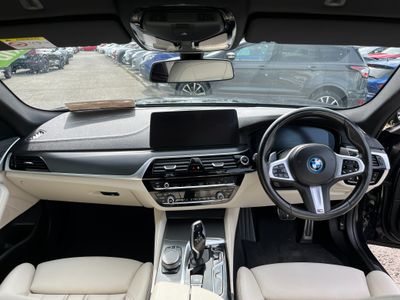2022 BMW 5 Series