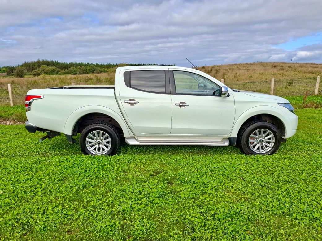 2020 Mitsubishi L200