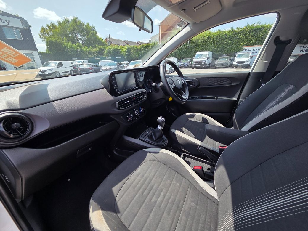 2023 Hyundai i10