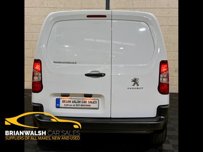 2023 Peugeot Partner