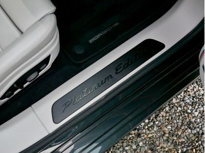 2023 Porsche Panamera