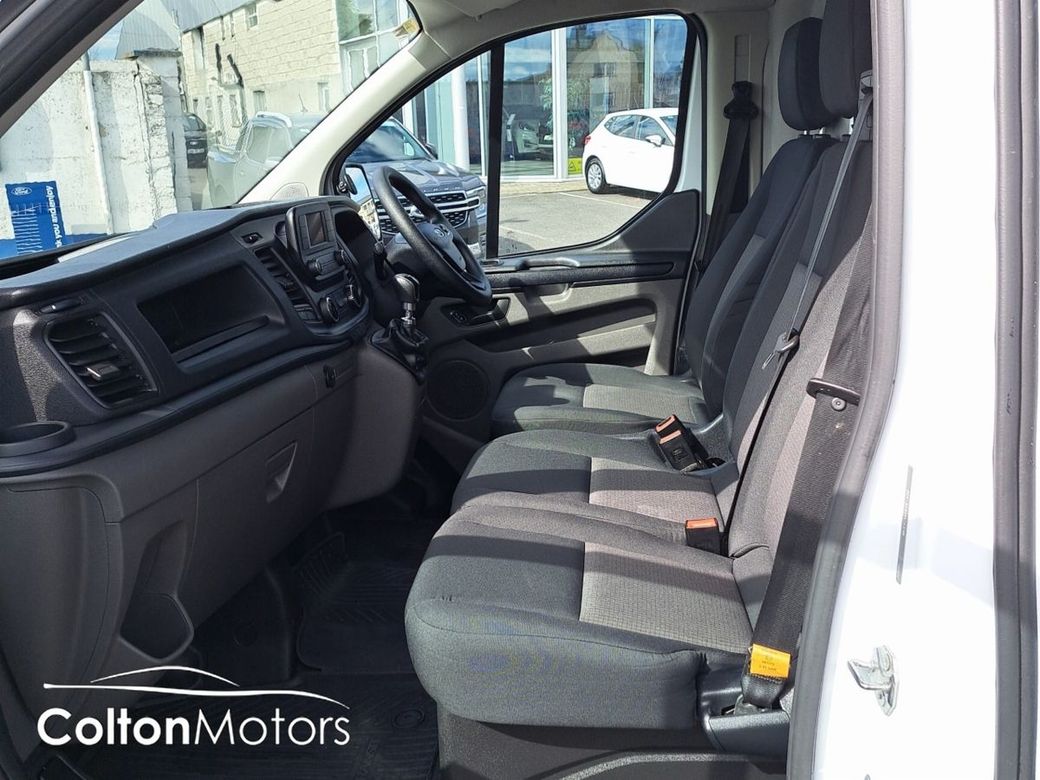 2023 Ford Transit Custom