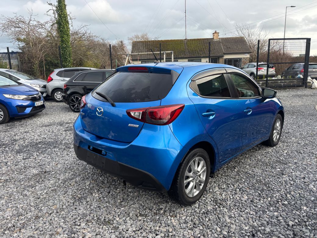 2016 Mazda Demio
