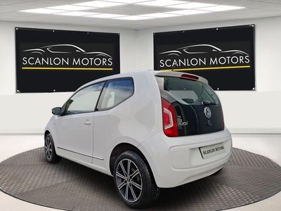 2013 Volkswagen up!
