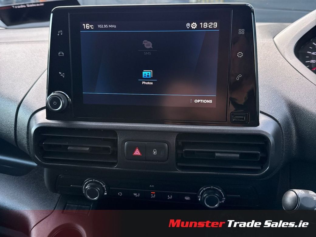 2023 Peugeot Partner