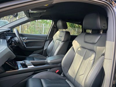 2022 Audi e-tron