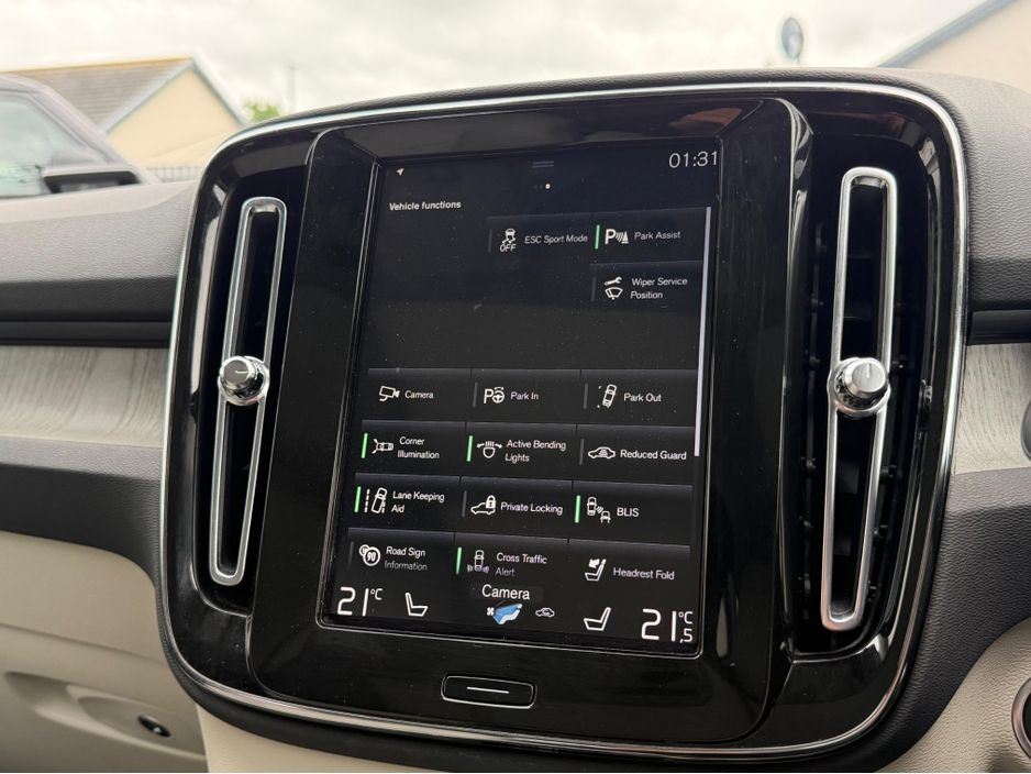 2021 Volvo XC40